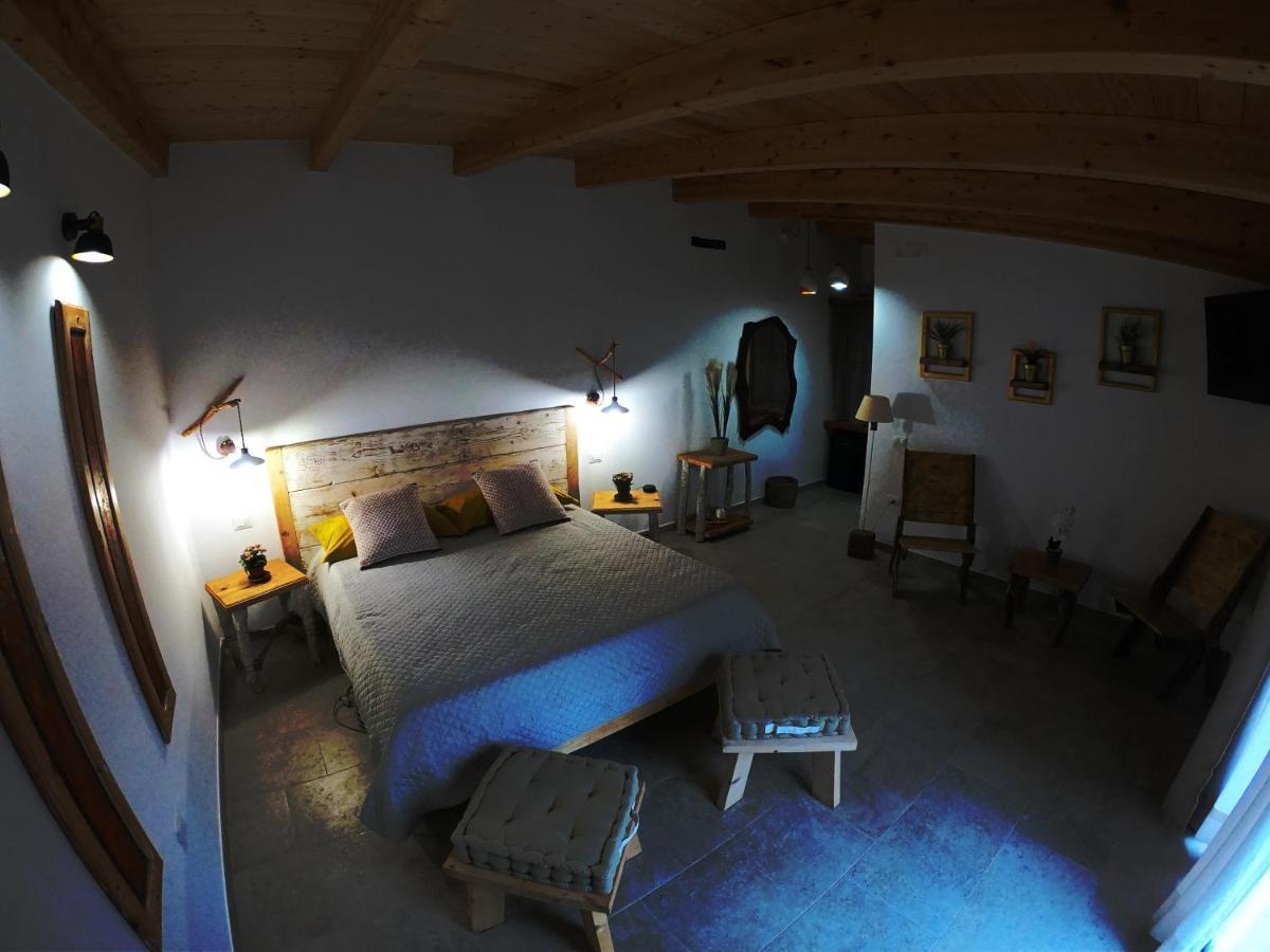 B&B Les Chambres Rooms & Suite Санта-Тереза-Галлура Екстер'єр фото