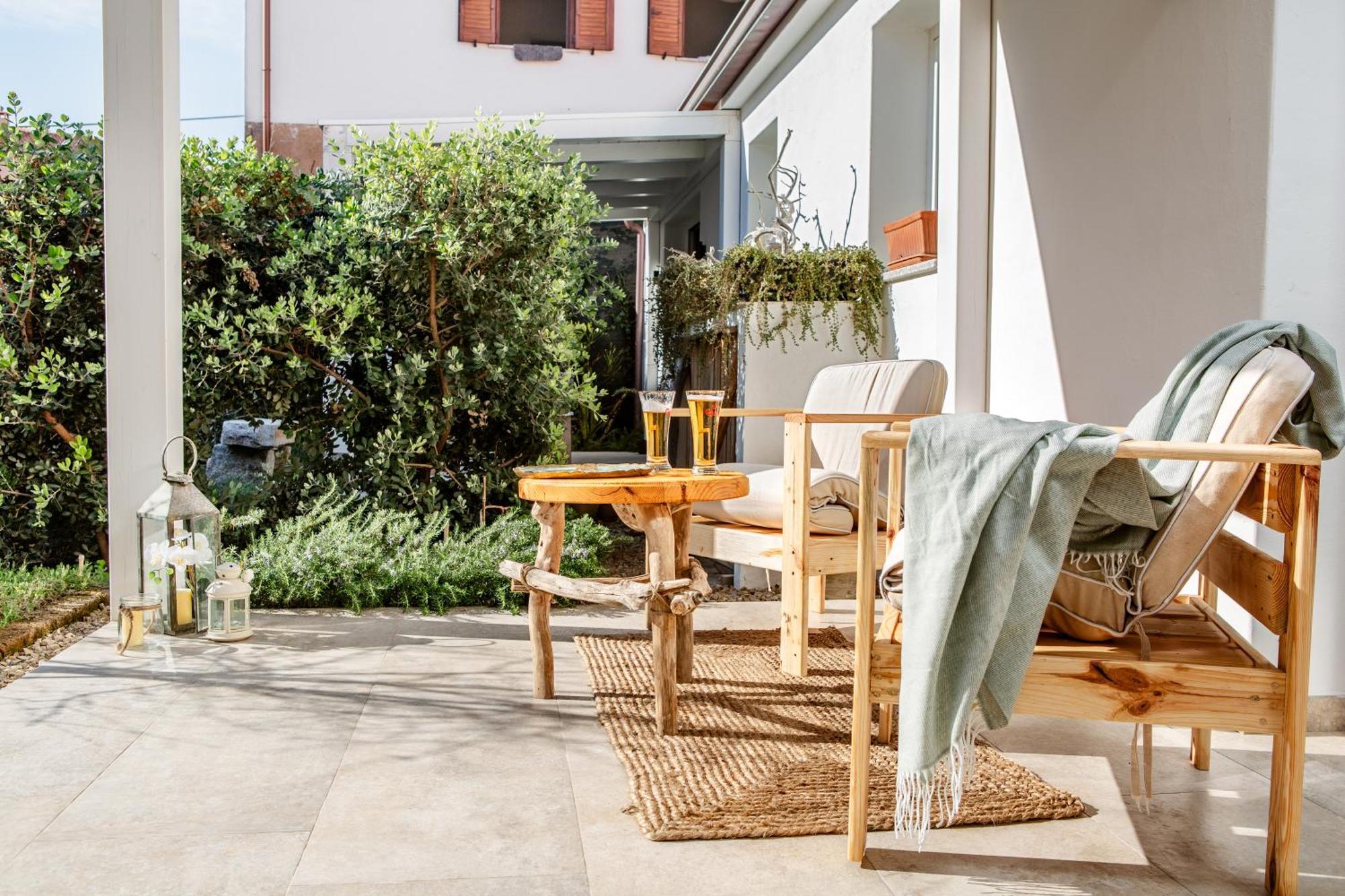 B&B Les Chambres Rooms & Suite Санта-Тереза-Галлура Екстер'єр фото