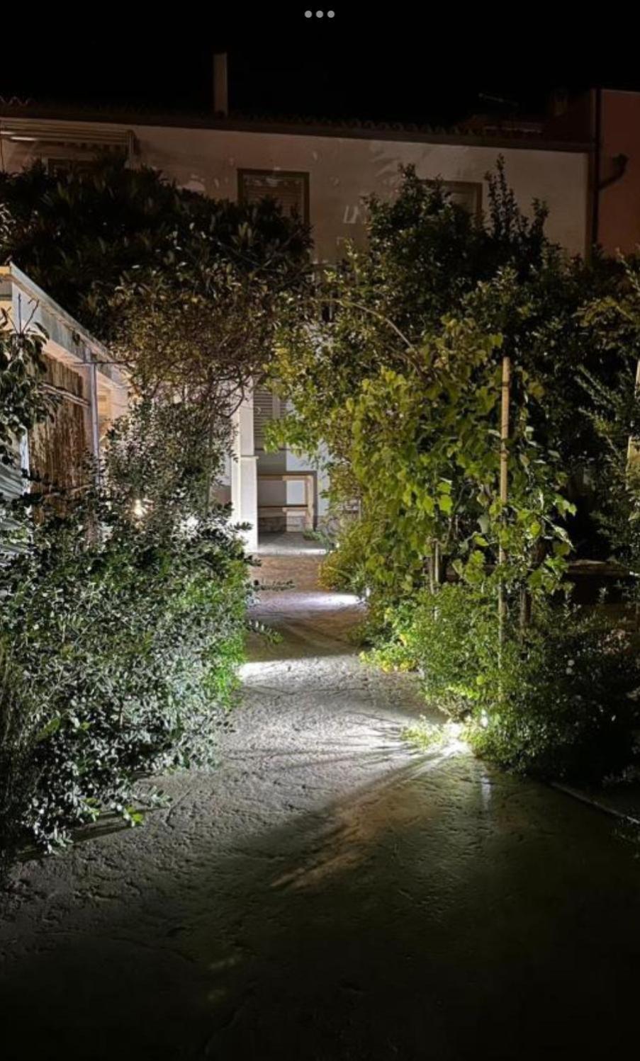 B&B Les Chambres Rooms & Suite Санта-Тереза-Галлура Екстер'єр фото